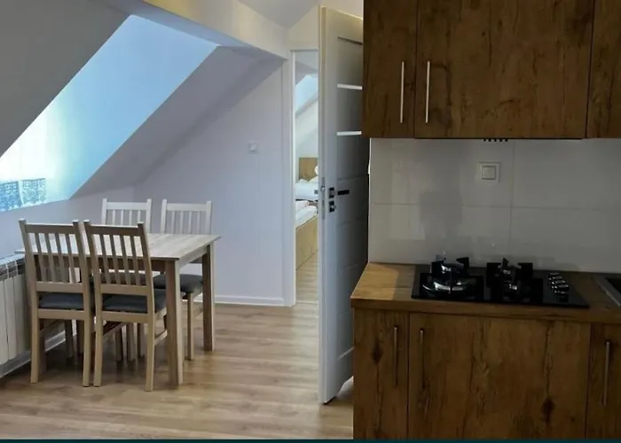 Mieszkanie Wieloosobowe *